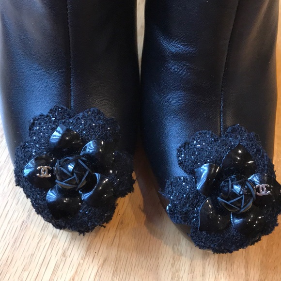 Chanel black leather booties US size 7 (size 38) - Picture 3 of 7
